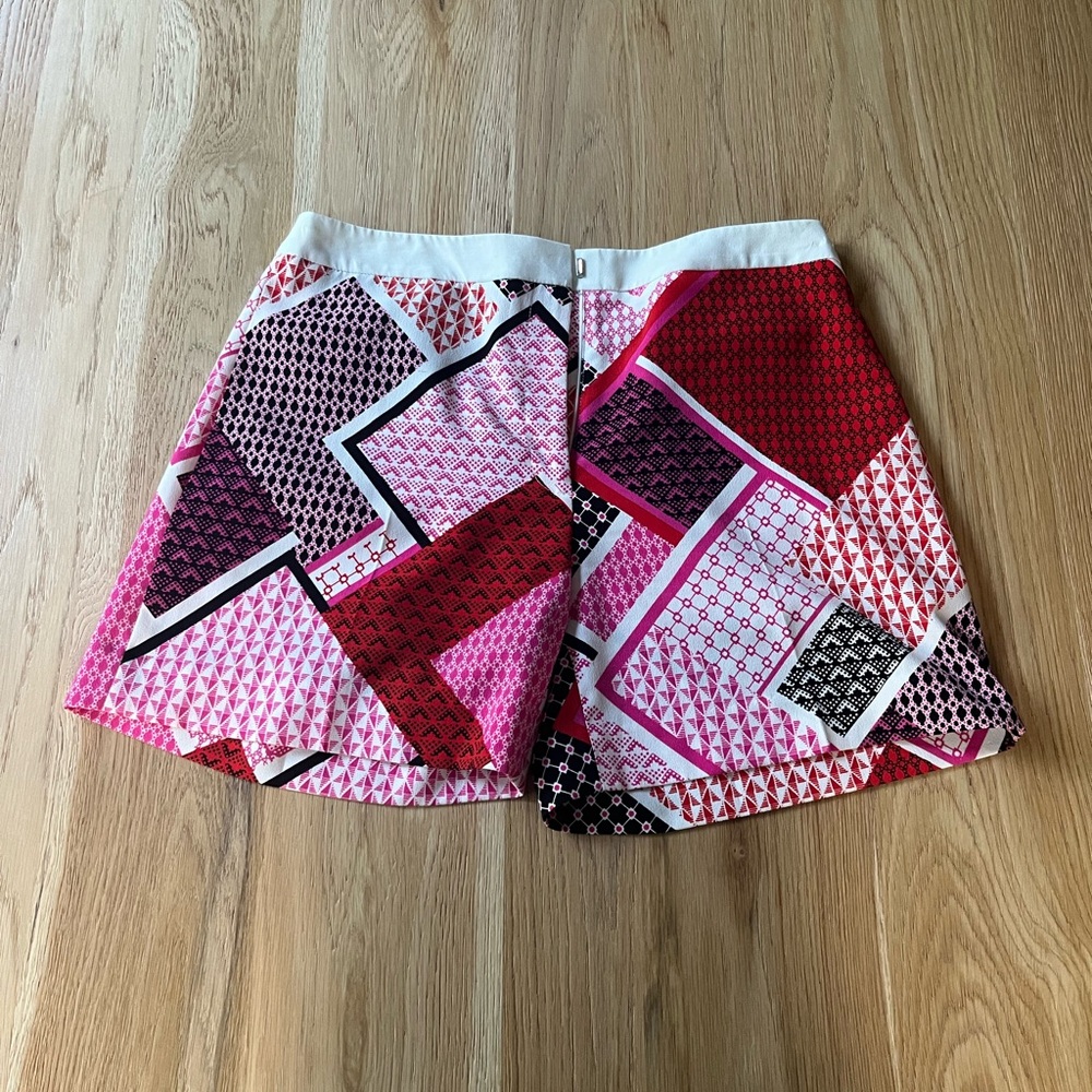 Women’s Tommy Hilfiger mid-rise shorts